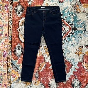 Old Navy Rockstar Super Skinny Jeans